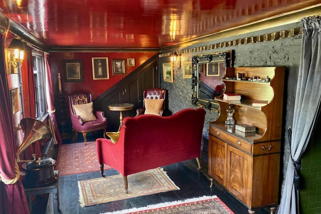 17Th Century Boutique Getaway In The Countryside Apartment Martin Mill Екстериор снимка
